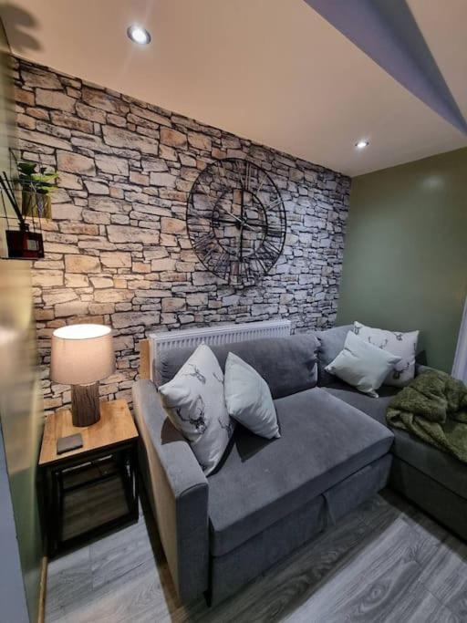 Cosy Hideaway Lodge In Glan Gwna Caeathro المظهر الخارجي الصورة